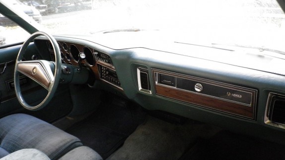 Chrysler LeBaron 1980 interieur