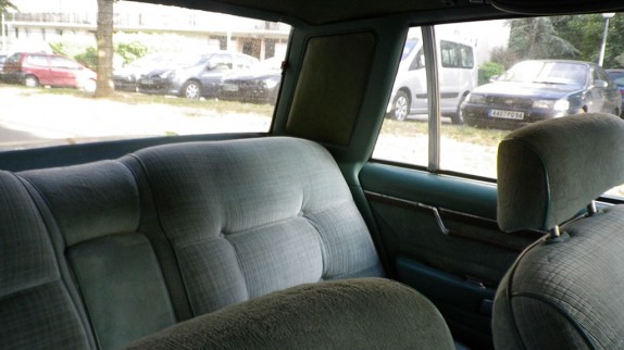 Chrysler LeBaron 1980 interieur