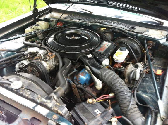 Chrysler 318ci moteur