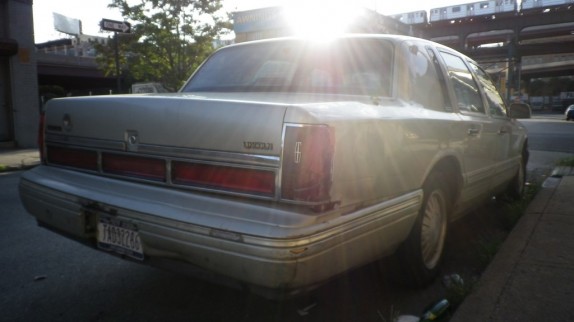 Lincoln Town Car 1990-1997