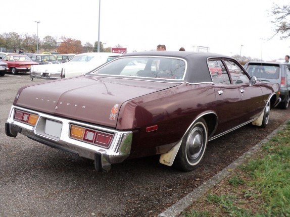 plymouth fury arriere