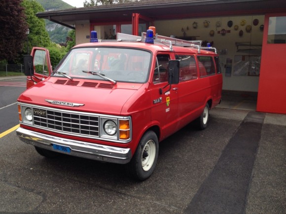 dodge-van-charger-b350-1981 (2)