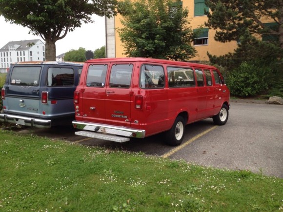 dodge-van-charger-b350-1981 (9-1)