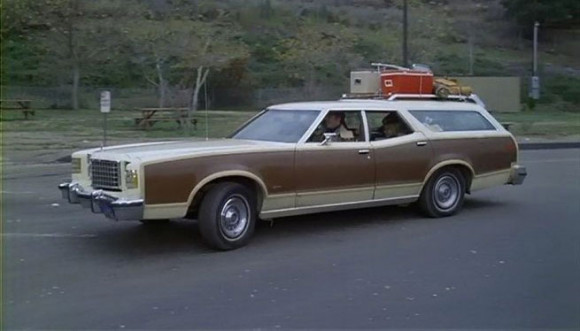 ford-ltdii-1977-station-wagon