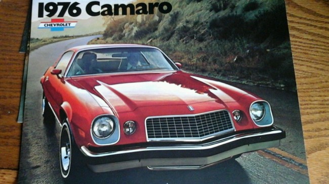 brochure-camaro-1976