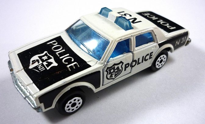 chevrolet-impala-police-majorette