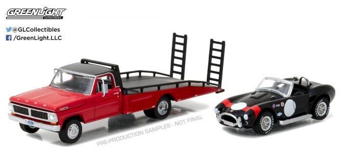 Un pack Ford F100 plateau pour transporter la cultissime AC Cobra de compet' !