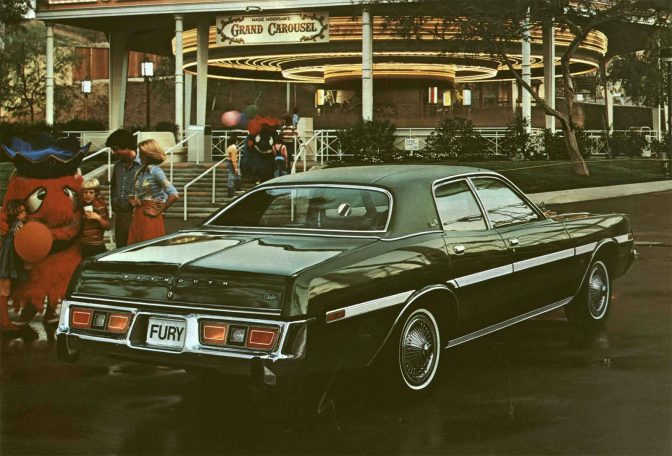 plymouth-fury-1977-brougham