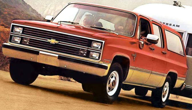 chevrolet-suburban-1986