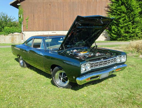 plymouth-road-runner-hemi-1968