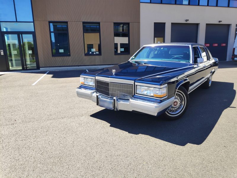 cadillac-brougham-1992