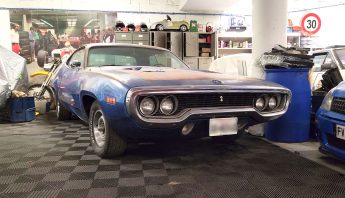 plymouth-roadrunner-1971